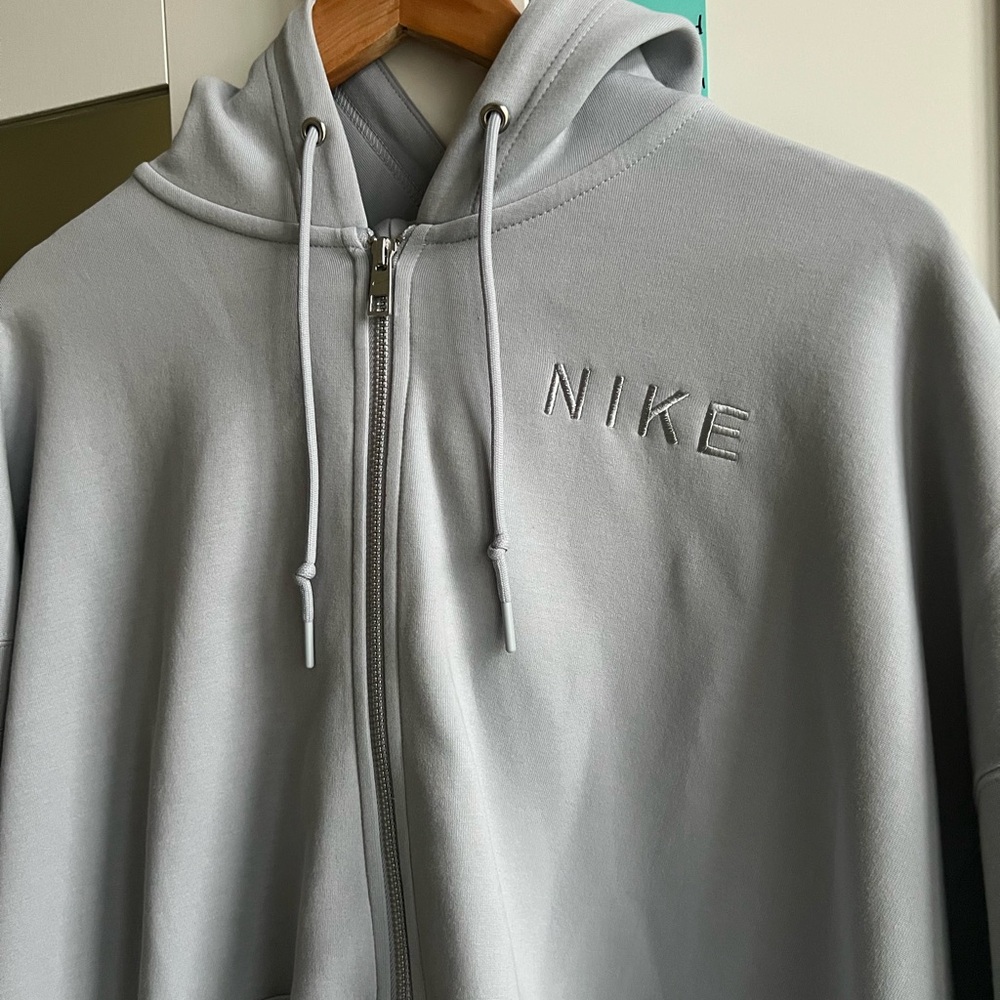 Nike Gray/Violet Zip-Up Hoodie